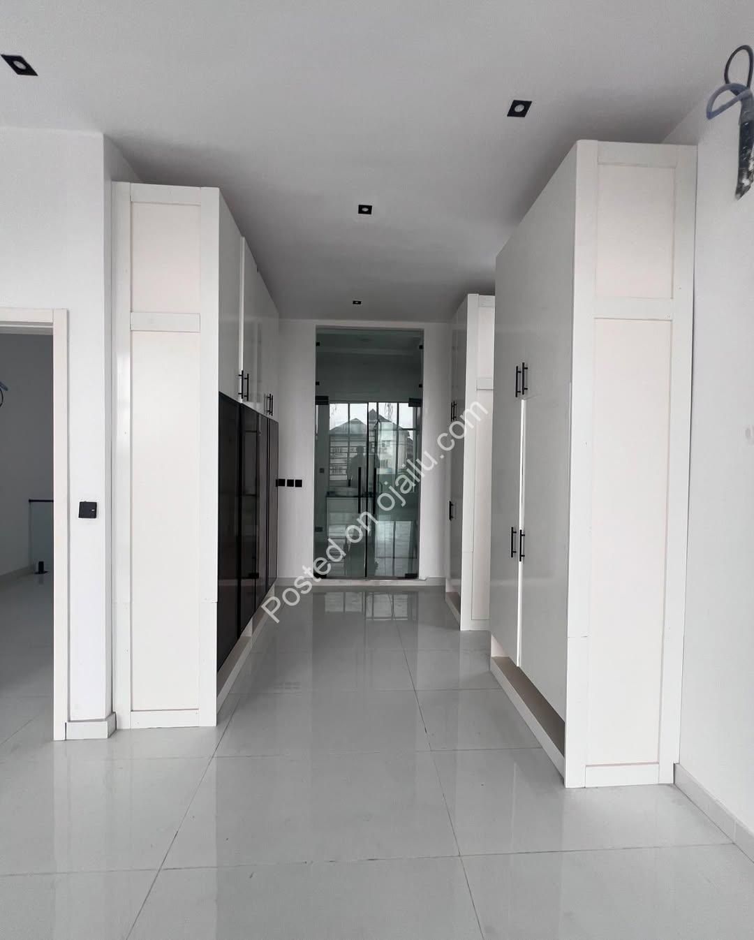 Elegant 4-Bedroom Duplex in Prime Ajah, Lekki