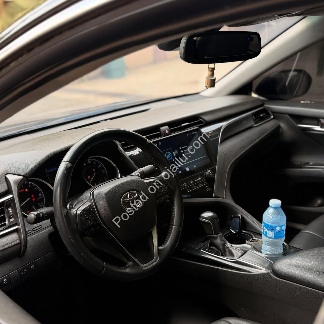 2018 Toyota Camry: Flawless Luxury, Abuja Ready