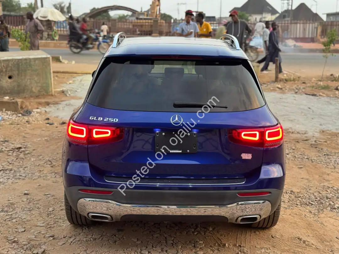 2021 Mercedes GLB250: Luxury, Clean & Ready to Drive