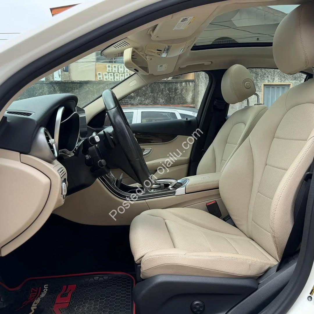 Drive Luxury Home: 2016 C300, Full Options, Pano Roof!