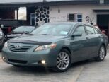 Unbeatable 2007 Camry XLE: V6 Power & Premium Features