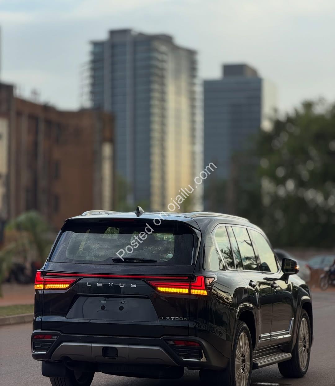 2026 Lexus LX 700h: Hybrid Power, VIP Luxury