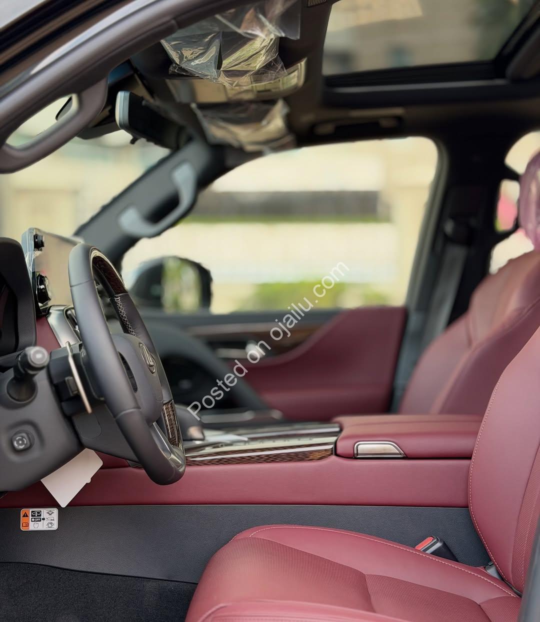 2026 Lexus LX 700h: Hybrid Power, VIP Luxury