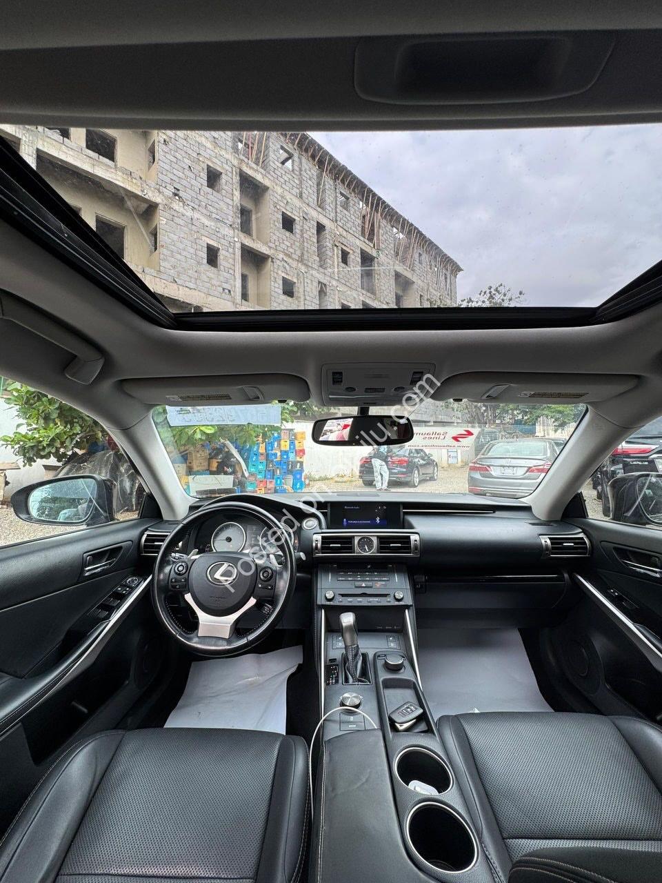 2015 Lexus IS250 AWD: Unmatched Luxury, 21M Naira