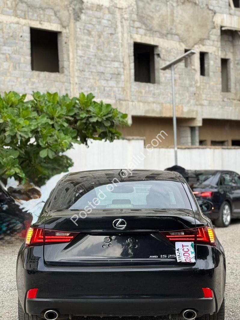 2015 Lexus IS250 AWD: Unmatched Luxury, 21M Naira