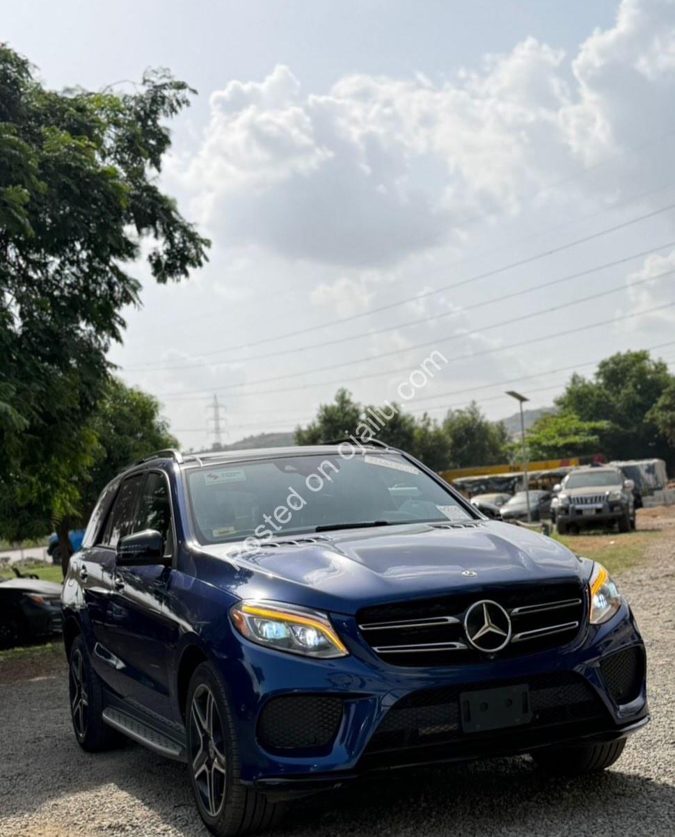 Driven by Distinction: 2018 Mercedes GLE350 4MATIC