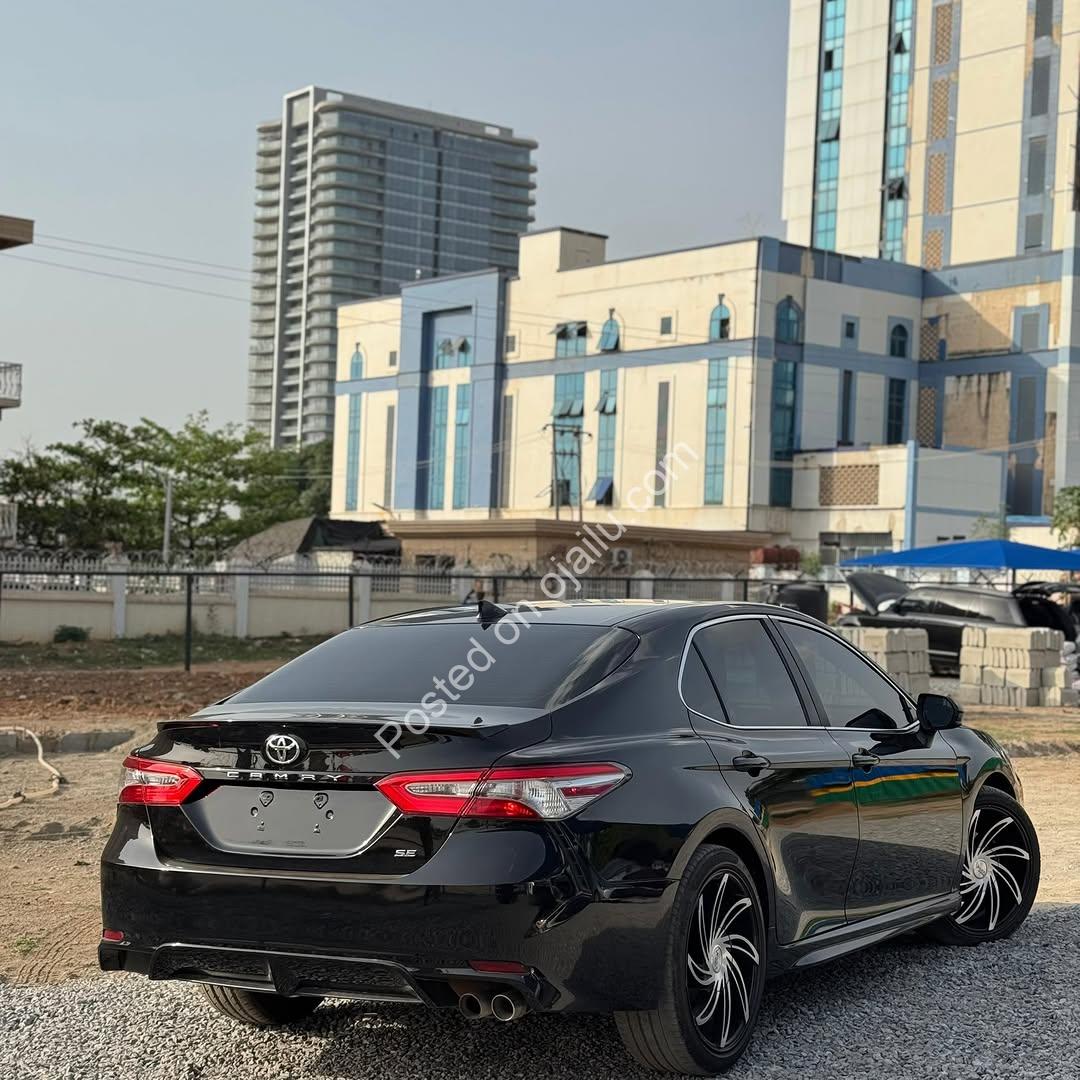 2019 Toyota Camry SE: ₦26M Full Papers