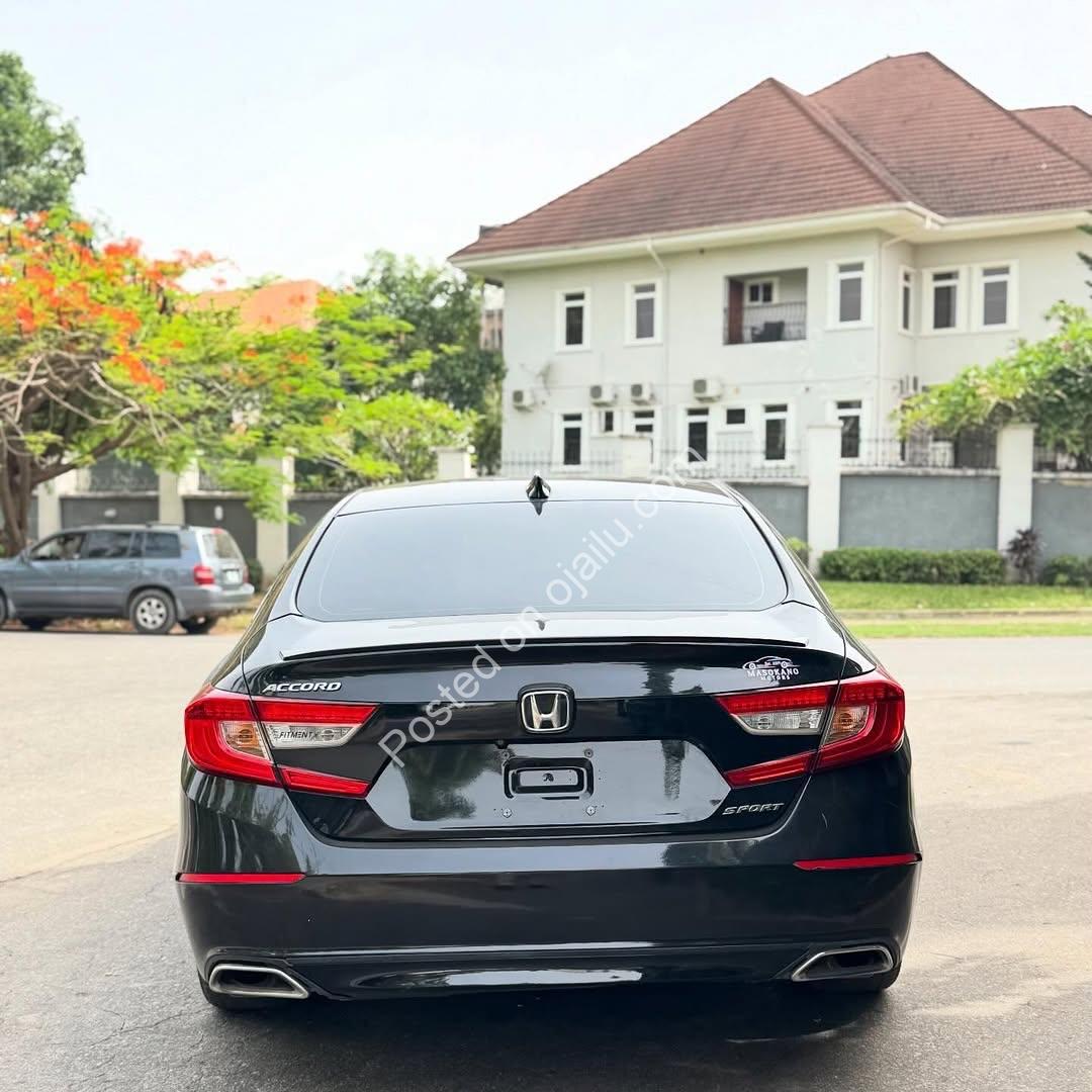 Sleek 2019 Honda Accord Sport: Luxury & Power for ₦23M