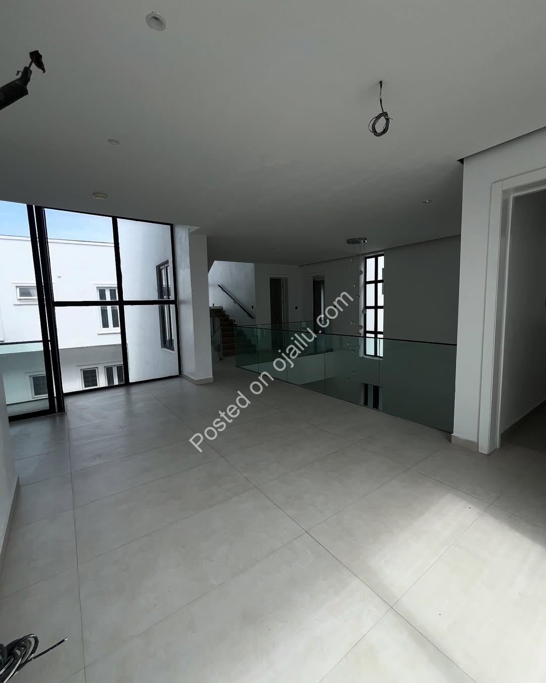 Lekki’s Ultimate 5-Bedroom Estate with Cinema & Pool