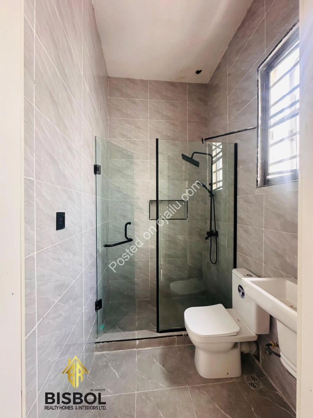 Move-In Ready 4-Bed Duplex in Gated Lekki Estate