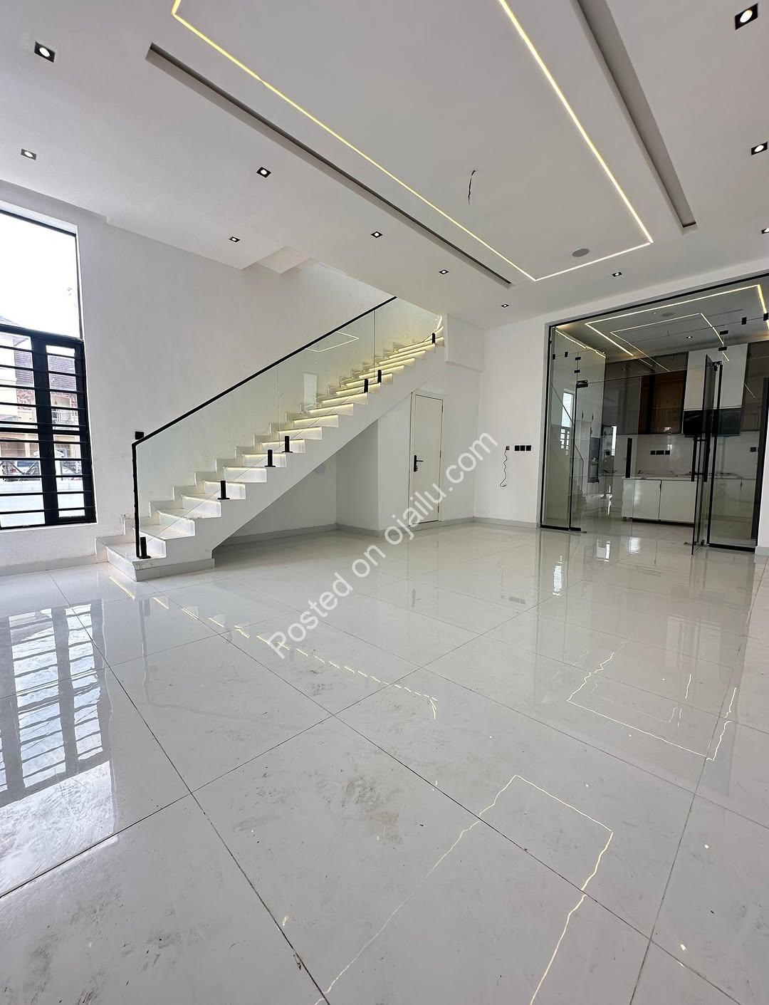 Modern 4-Bed Duplex: Secure, Automated Lekki Living