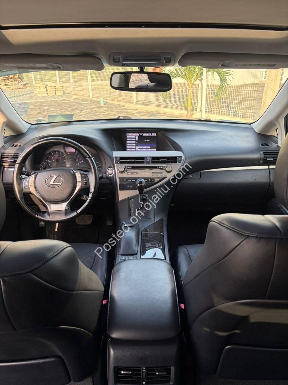 “Accident-Free 2013 Lexus RX350: Pure Luxury Awaits”