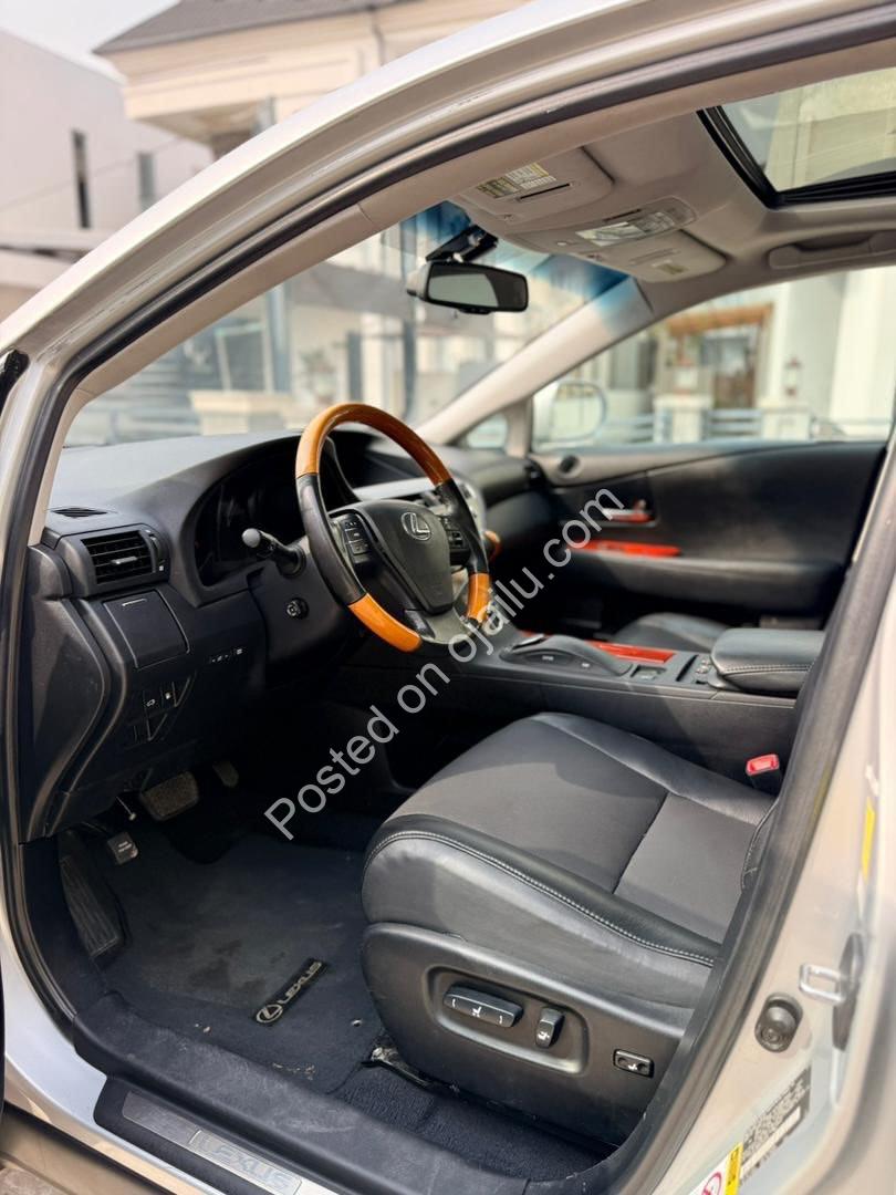 2010 Lexus RX 350: Cream Leather Luxury, ₦27.5M