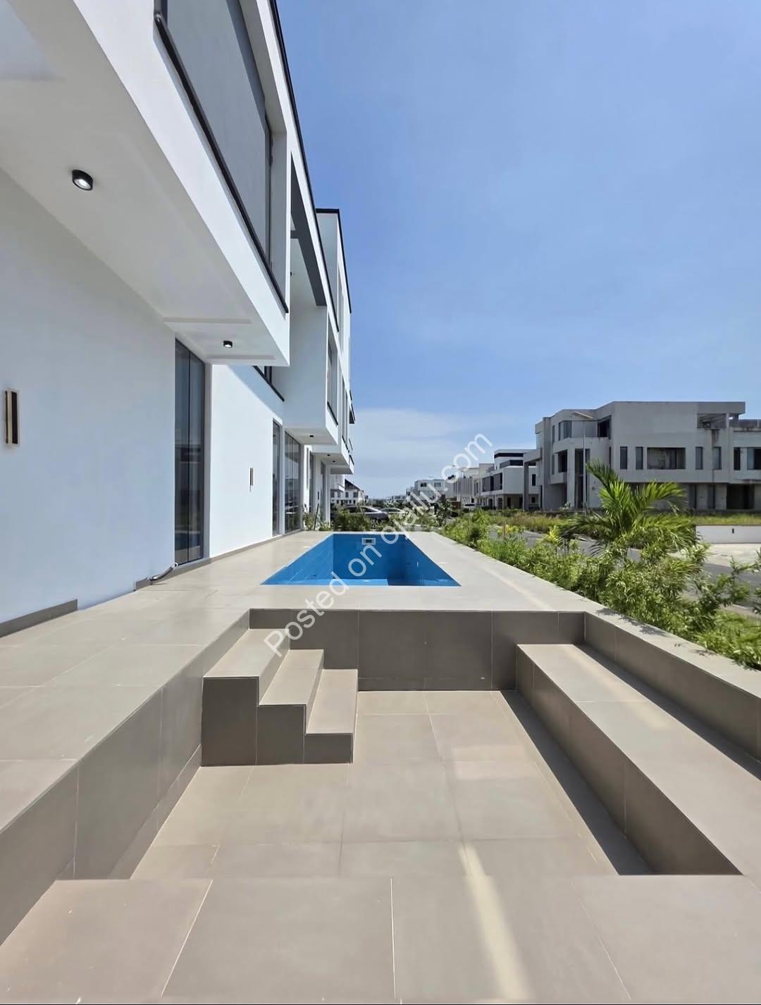 Lekki’s Ultimate 5-Bedroom Estate Masterpiece