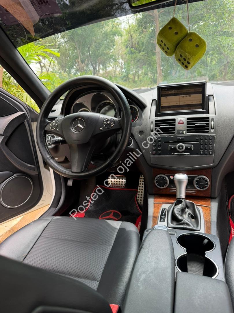 2010 Mercedes C300: Duty Paid, Keyless, Sunroof