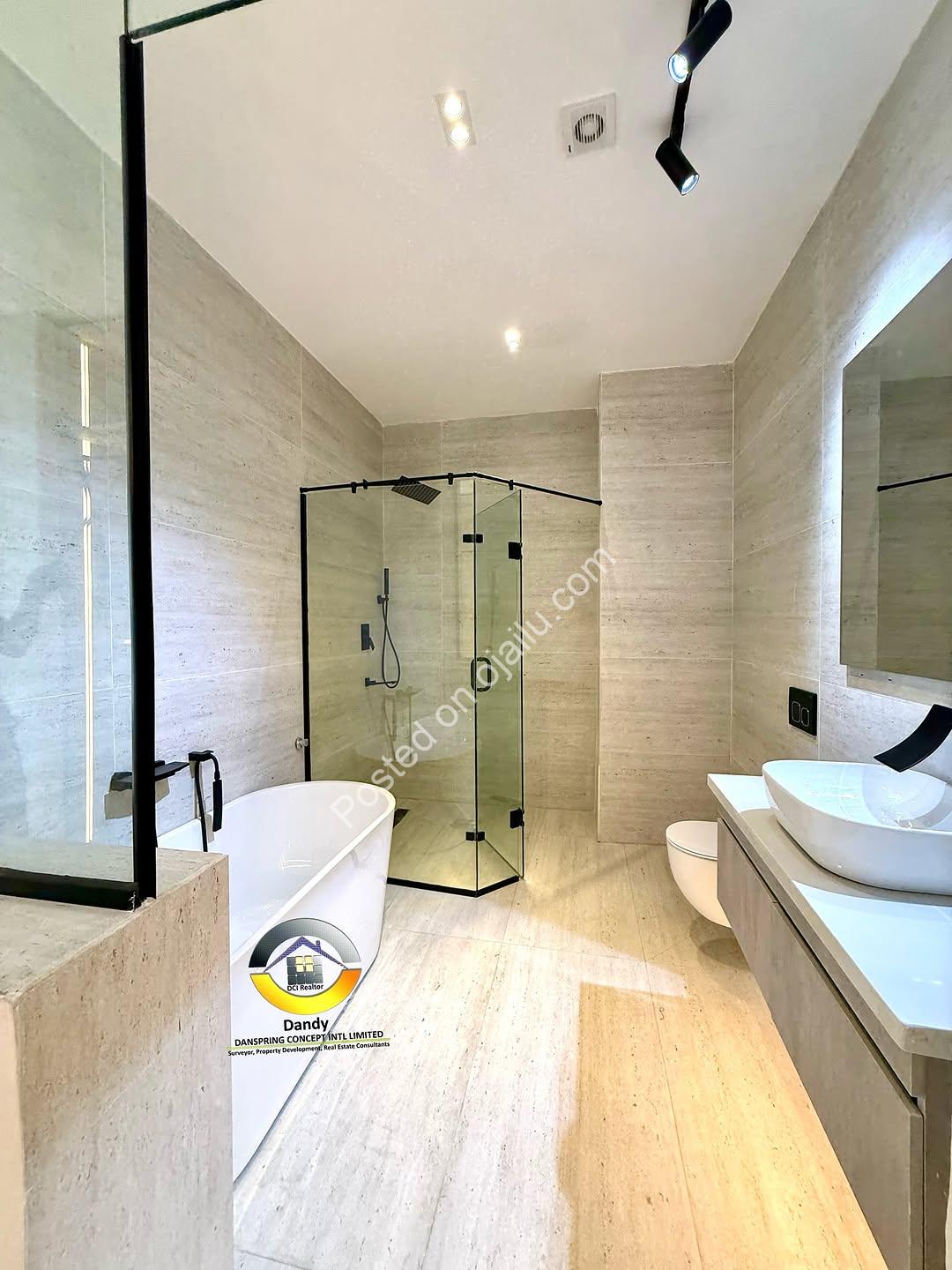 Lekki’s Ultimate 400SQM Smart Penthouse Oasis