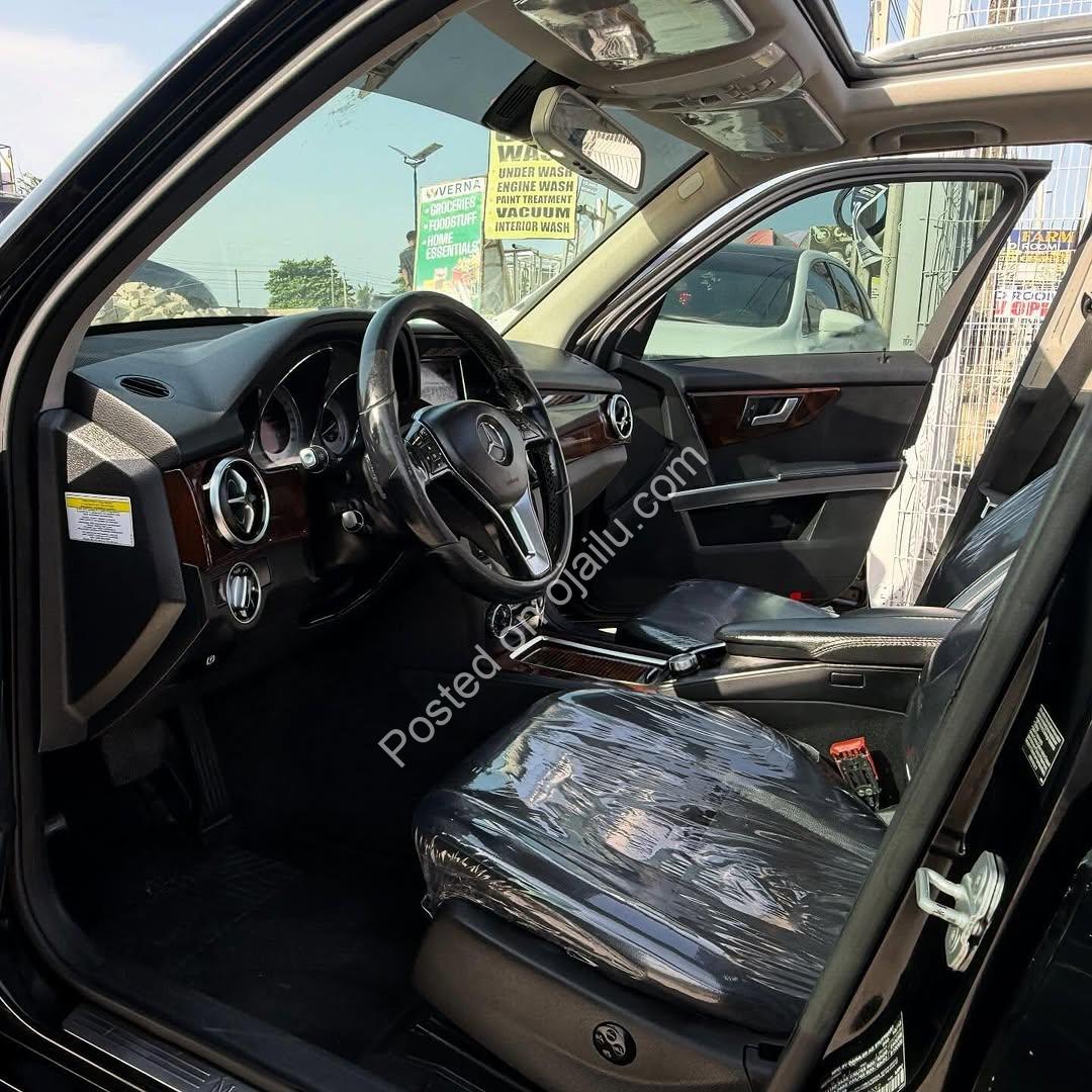 Luxury GLK350: Panoramic Roof, Black Leather, ₦21.8M