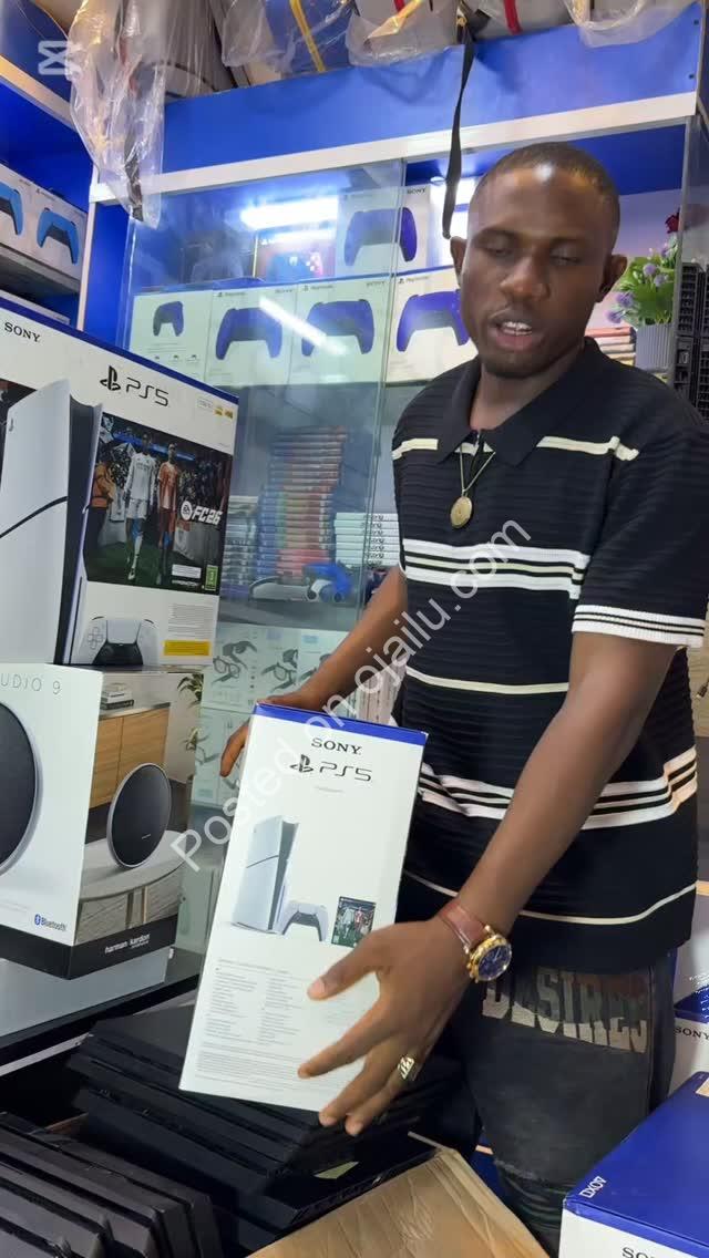 Ultimate Gaming & Audio Hub: PS5, JBL, Starlink & More