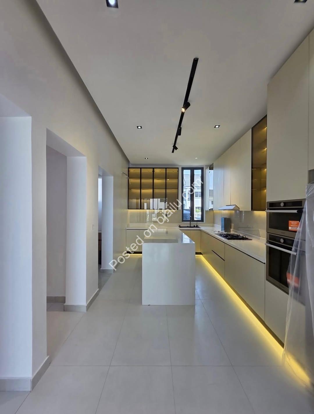 Lekki’s Ultimate 5-Bedroom Estate Masterpiece