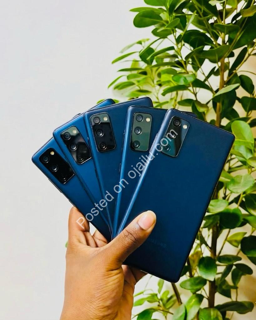 Samsung S20fe 8/128 | Pristine & Warranty Included