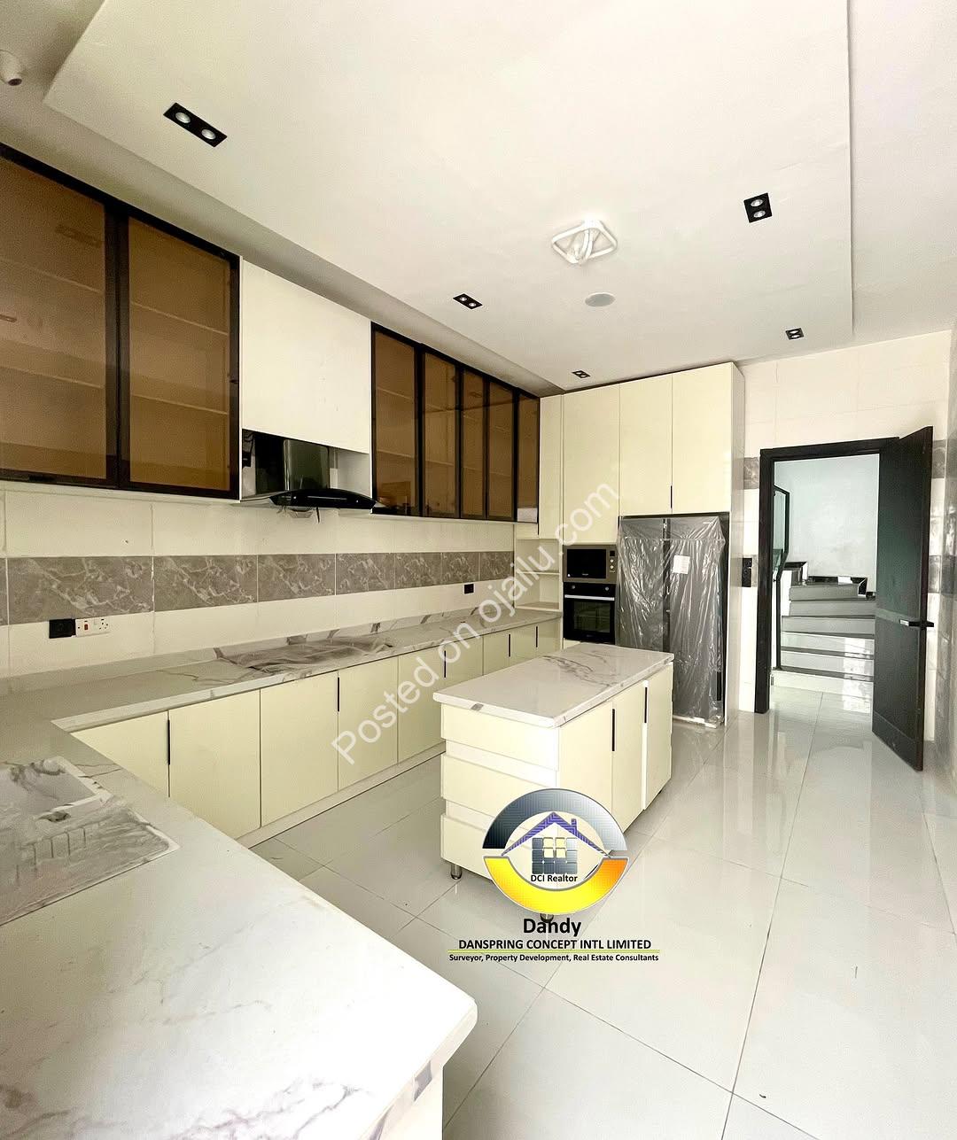 Lekki’s Newest 5-Bedroom Oasis with Pool