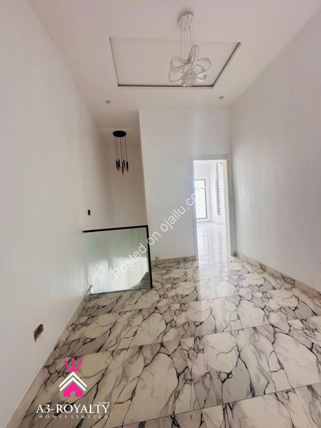 Move-In Ready 4-Bed Duplex in Gated Lekki Estate