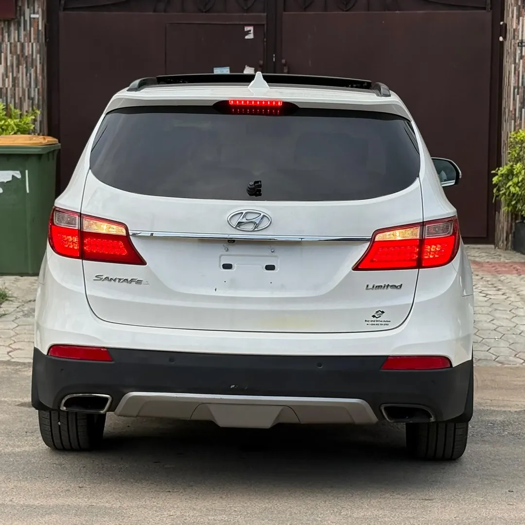 Luxury Panoramic SUV – Accident-Free & Keyless Start