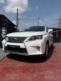 2018 Toyota Highlander: Luxury Tech & Space for ₦10.8M Down