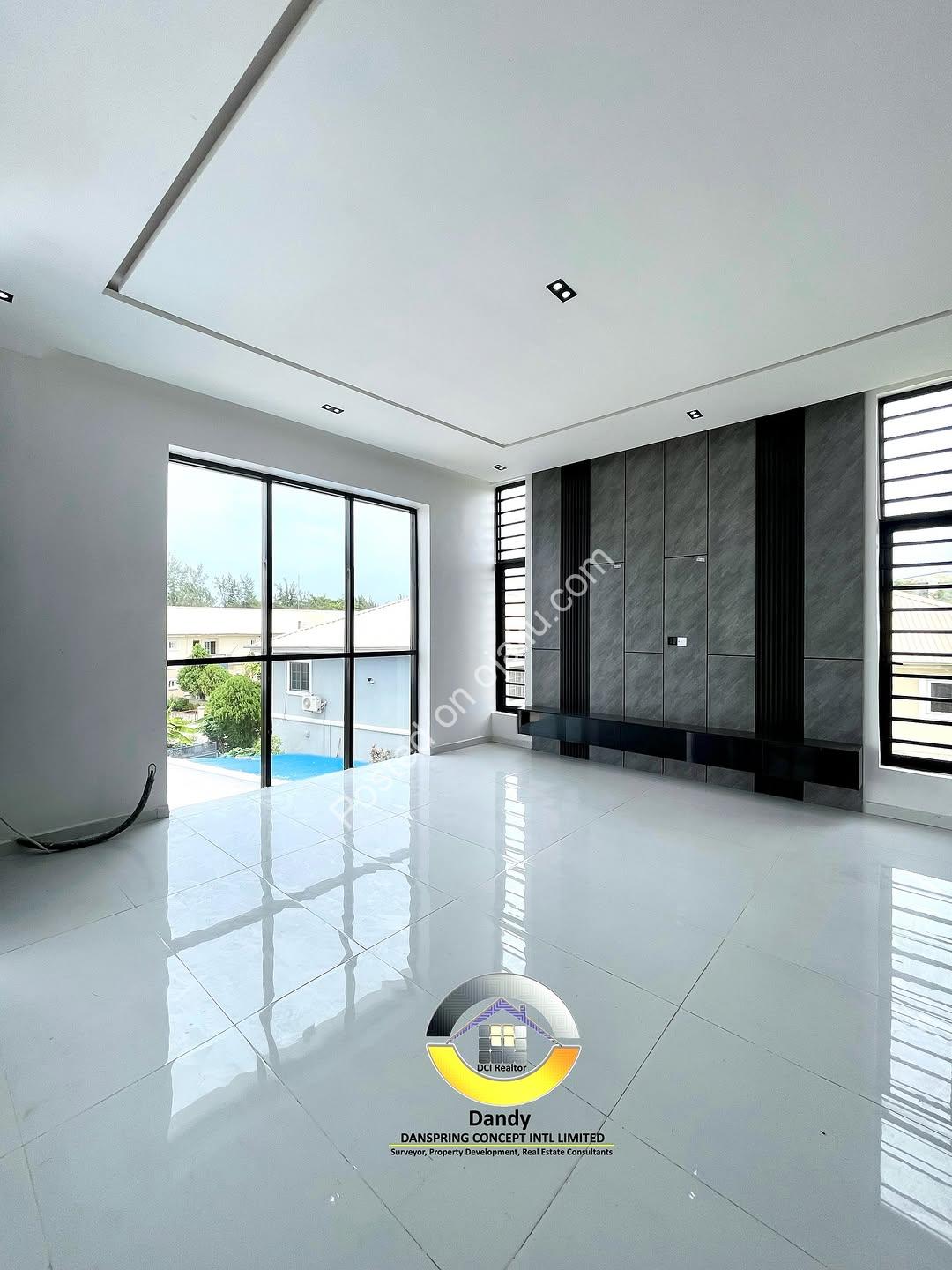 Resort-Style Living: Pool, Cinema & Rooftop Terrace!
