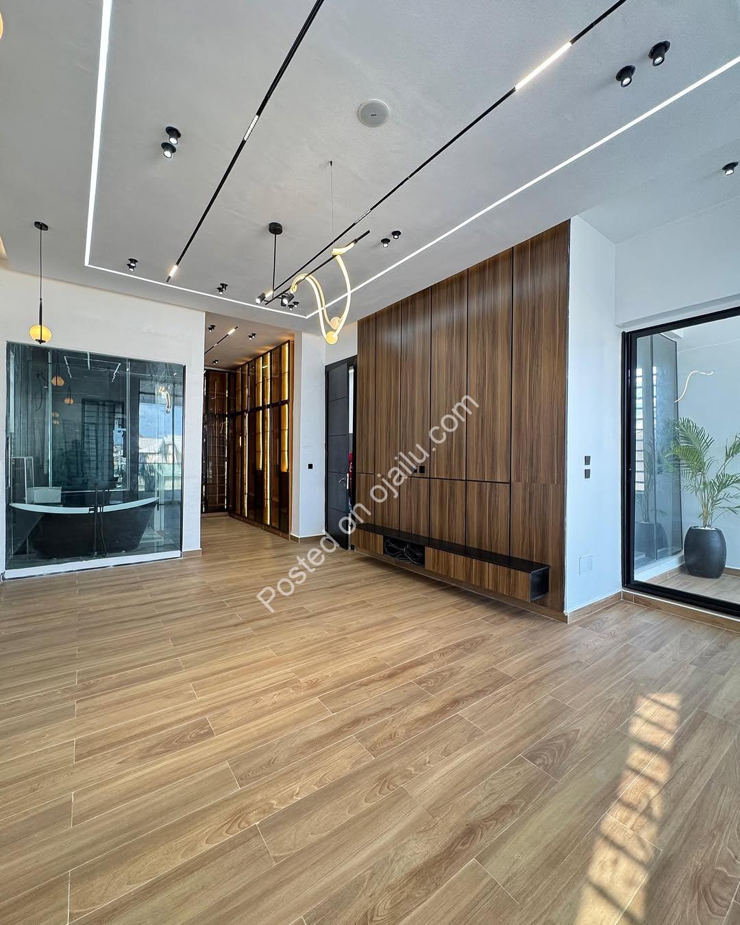 ELEVATED ESTATE LIVING: 5-Bed Duplex with Pool & Gym – Now 420M