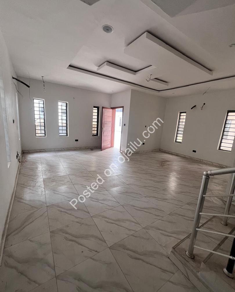Orchid Lekki’s Finest: 4-Bed Ensuite Haven