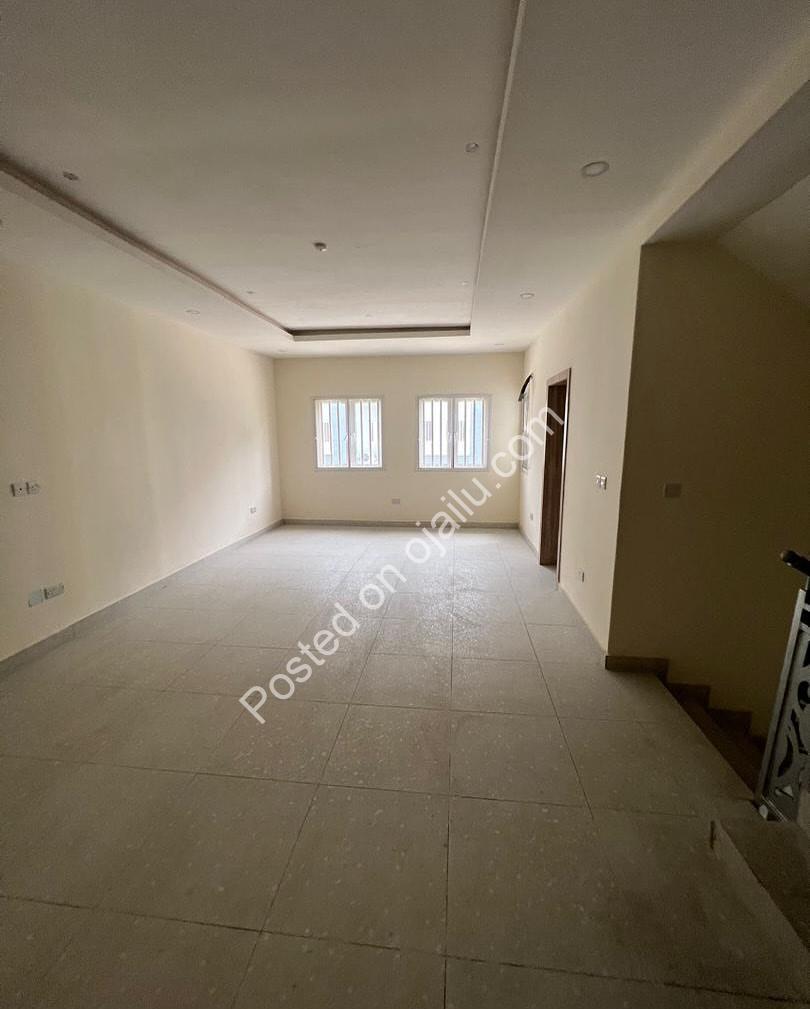 Spacious 3-Bedroom Duplex with BQ in Prime Lekki