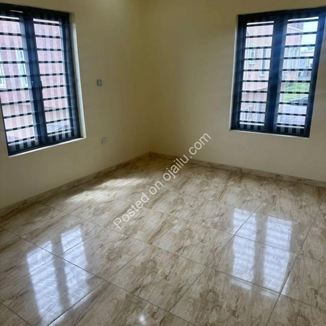 Exquisite 4-Bedroom VGC Duplex | Prime Living
