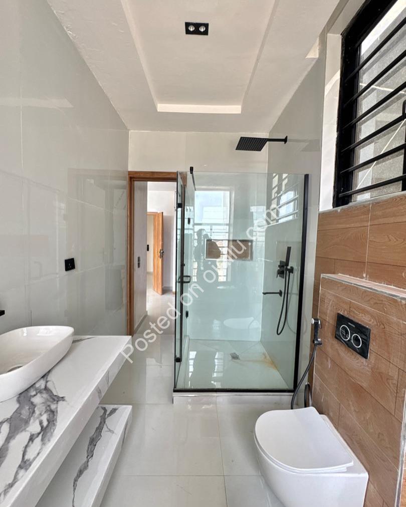 Opulent 4-Bed Duplex with Pool in Gated Ikota Estate