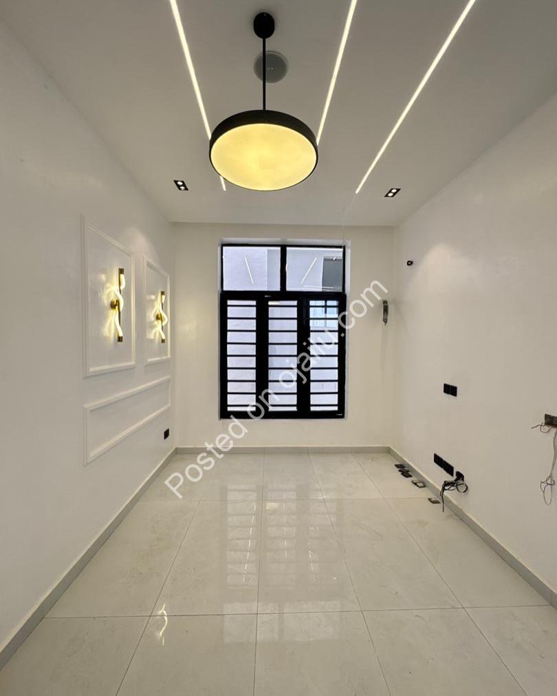 Opulent 4-Bed Duplex with Pool in Gated Ikota Estate