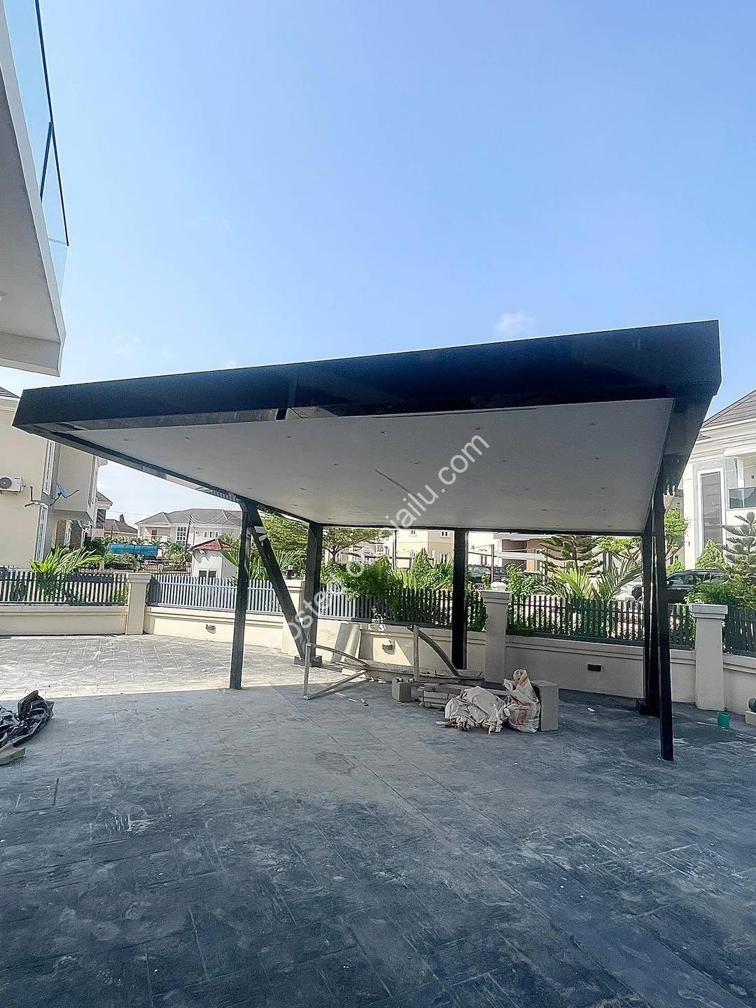 600sqm Corner-Piece: Cinema, Rooftop Terrace & Pool in Chevron