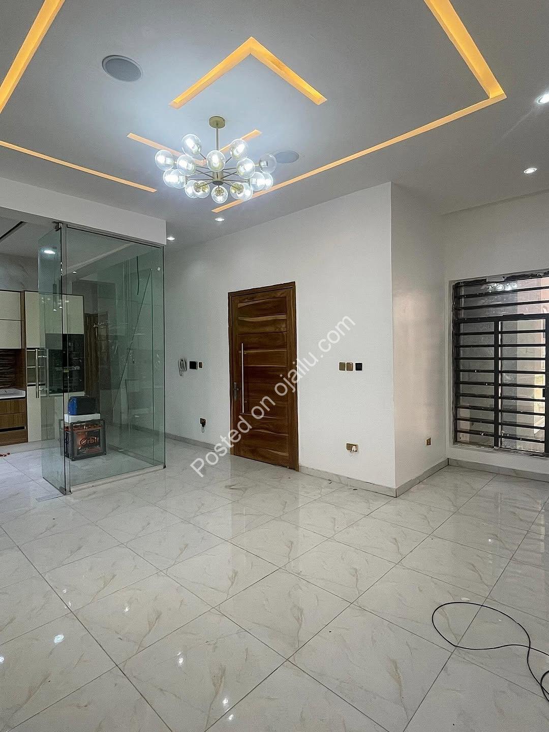 Inverter-Powered Luxury 1BR in Secure Chevron Estate