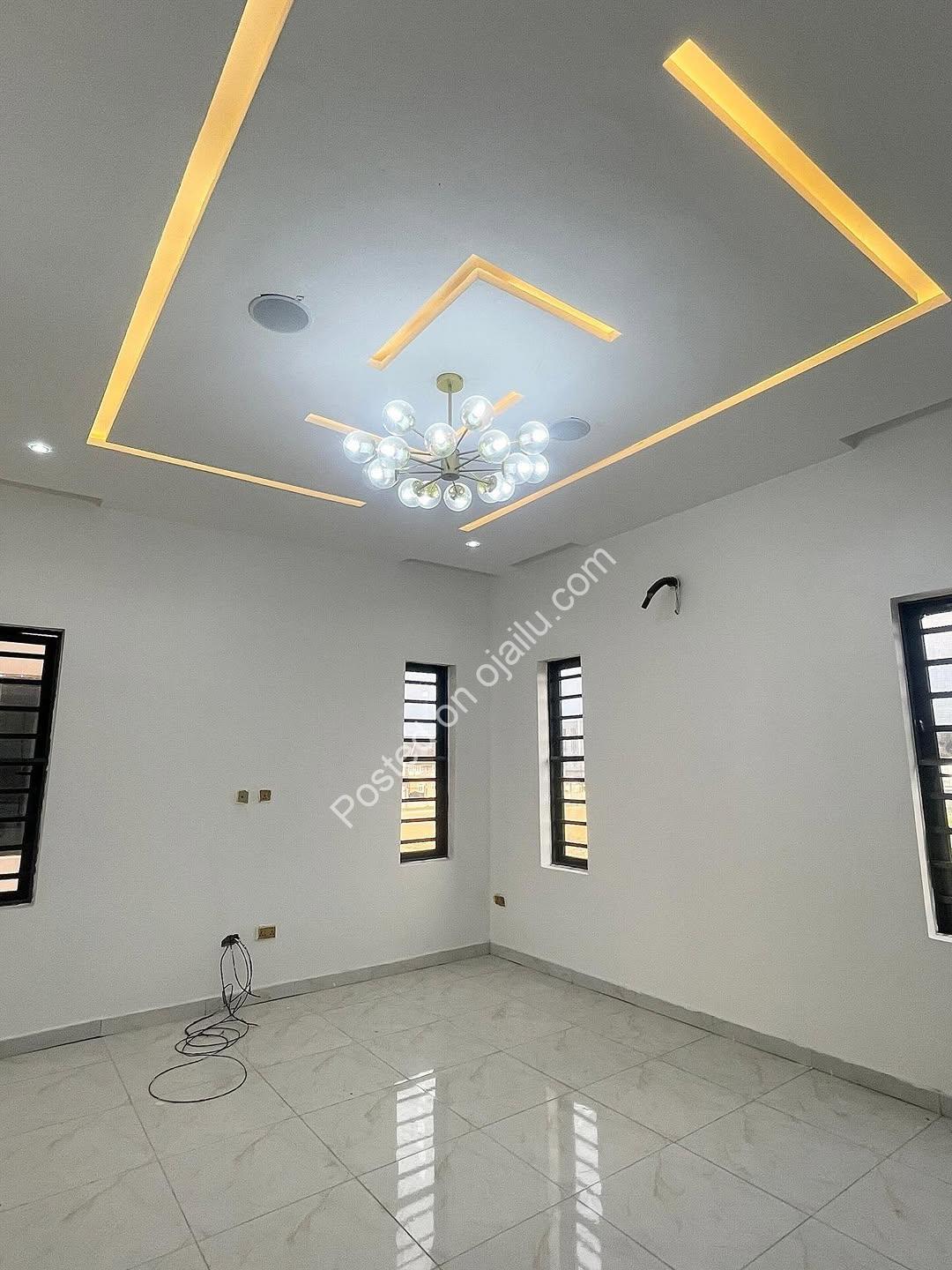 Inverter-Powered Luxury 1BR in Secure Chevron Estate