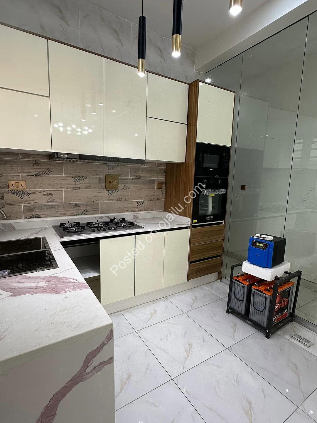 Inverter-Powered Luxury 1BR in Secure Chevron Estate