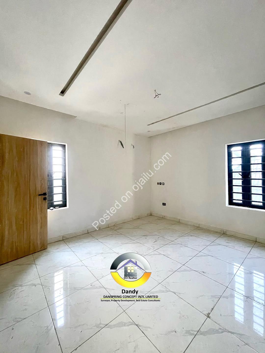 Brand New 3BR Ensuite Apartments in Ologolo Lekki
