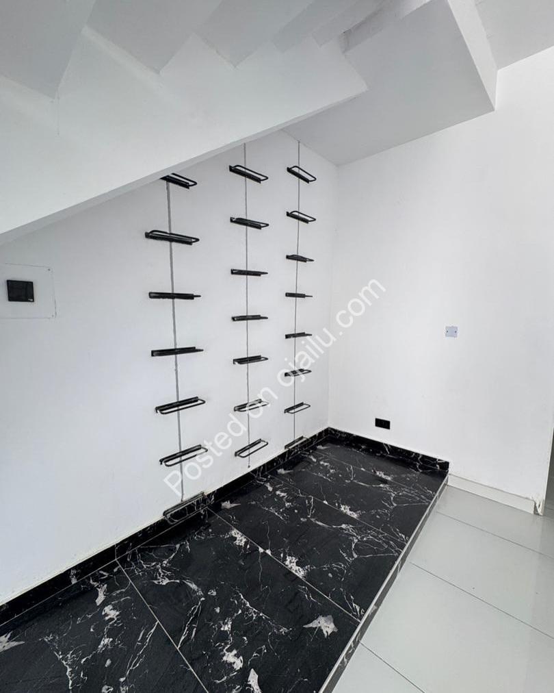 Ikota’s Finest: 4-Bed Semi-Detached with Stamped Floors & Cinema Sound