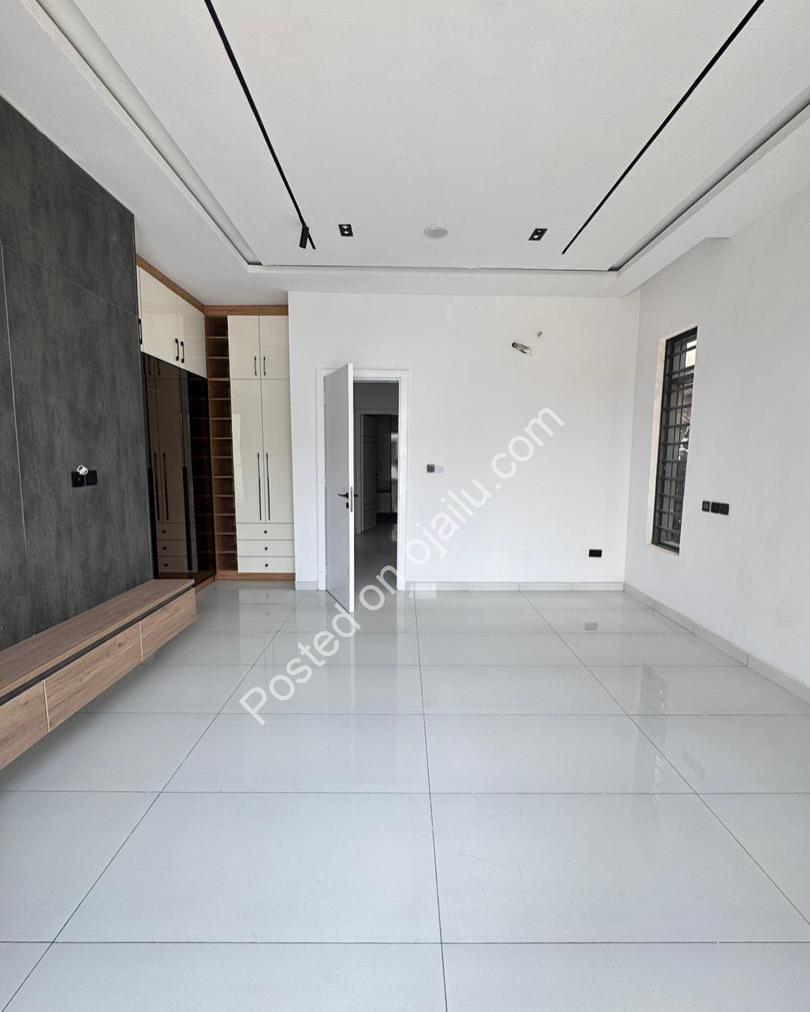 Ikota’s Finest: 4-Bed Semi-Detached with Stamped Floors & Cinema Sound