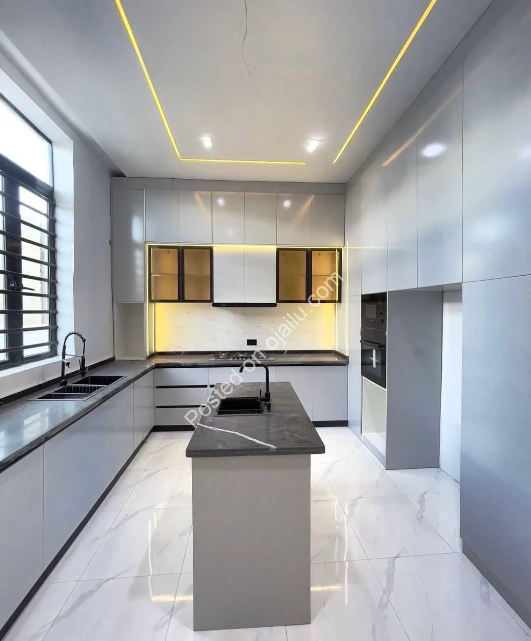 Invest ₦15M Monthly: Ikota 4-Bed with Pool & Jacuzzi