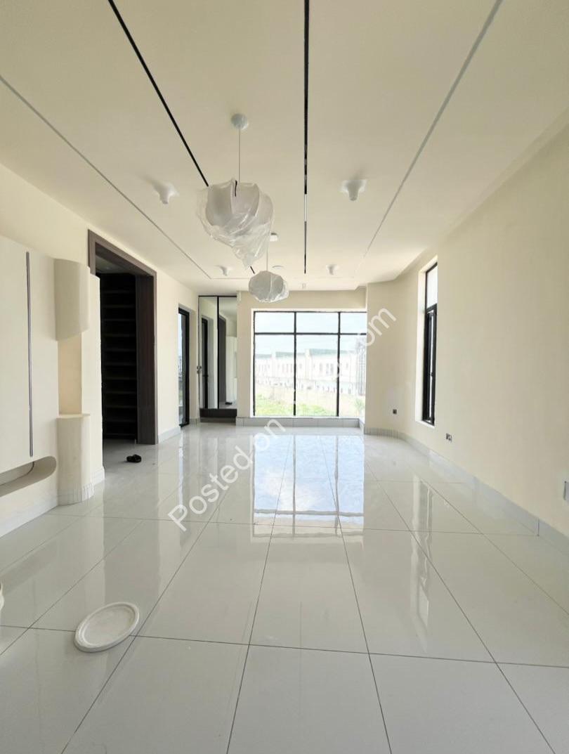 5-Bed Smart Home in Orchid Lekki at N550M