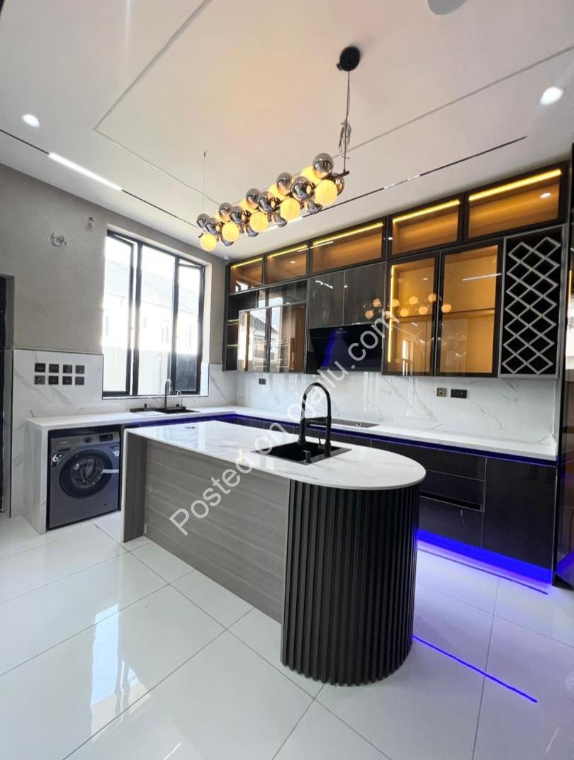 5-Bed Smart Home in Orchid Lekki at N550M