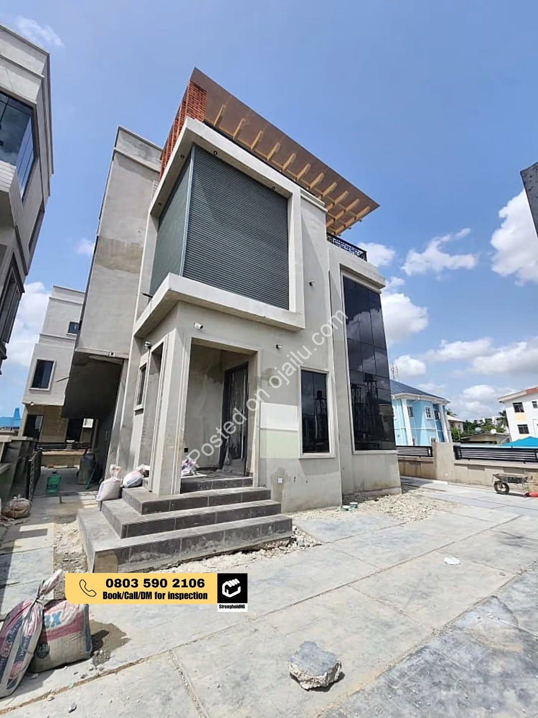 4-Unit Smart Home Haven in Surulere: N430m