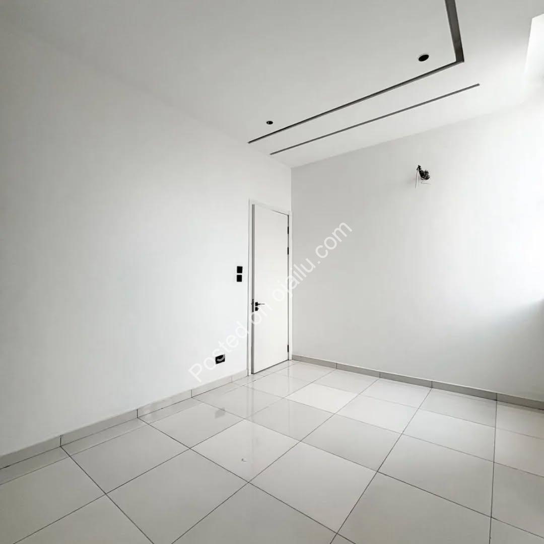 New 2BR in Oniru VI for ₦20M – Move-In Ready!