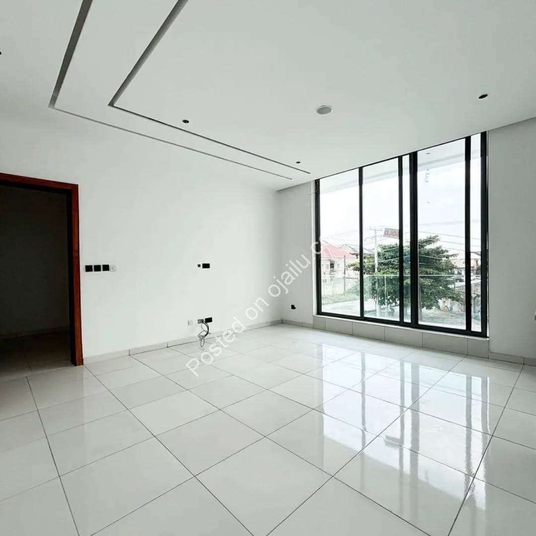 New 2BR in Oniru VI for ₦20M – Move-In Ready!