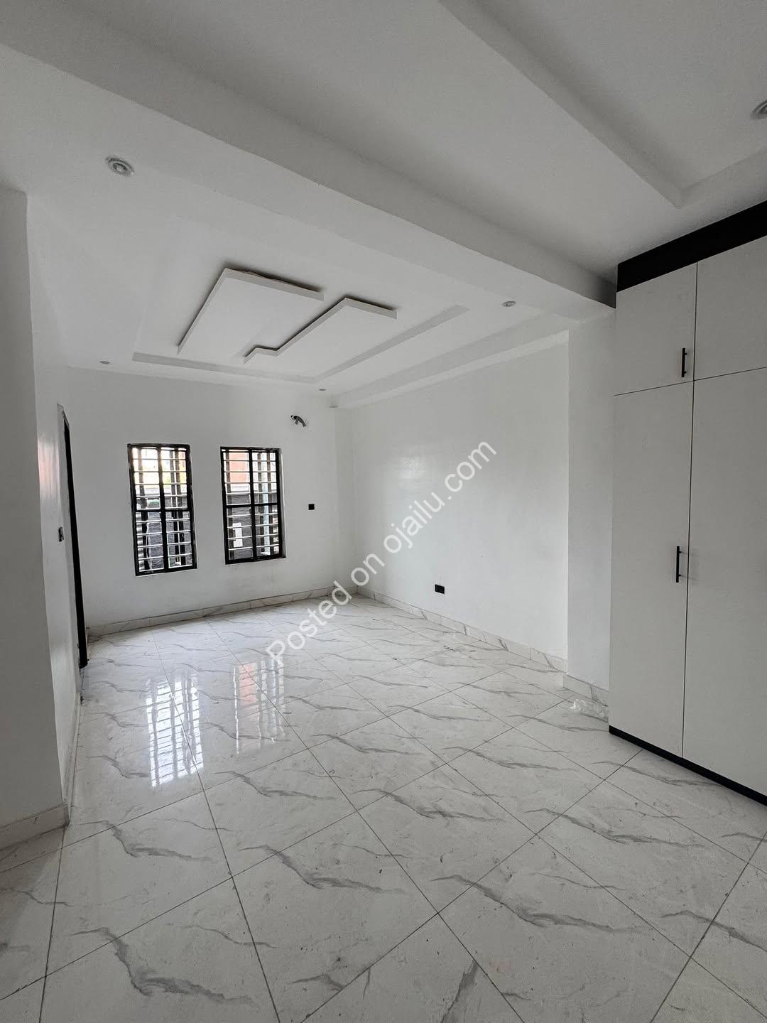 Brand-New 2-Bed in Igboefon, Lekki – ₦7M/yr