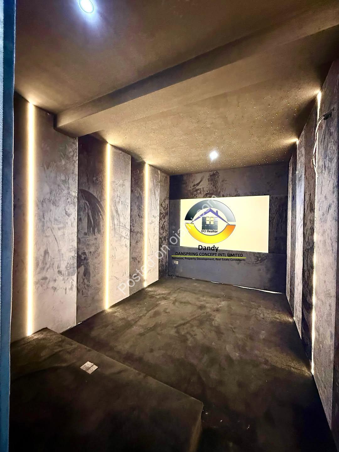 Cinema & Pool: Modern 5-Bed Dublex in Ikate